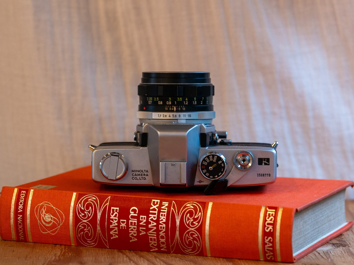 Minolta SRT 101【きのこの王が愛した名機】