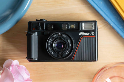 NIKON L35AD [The Strongest Blue]