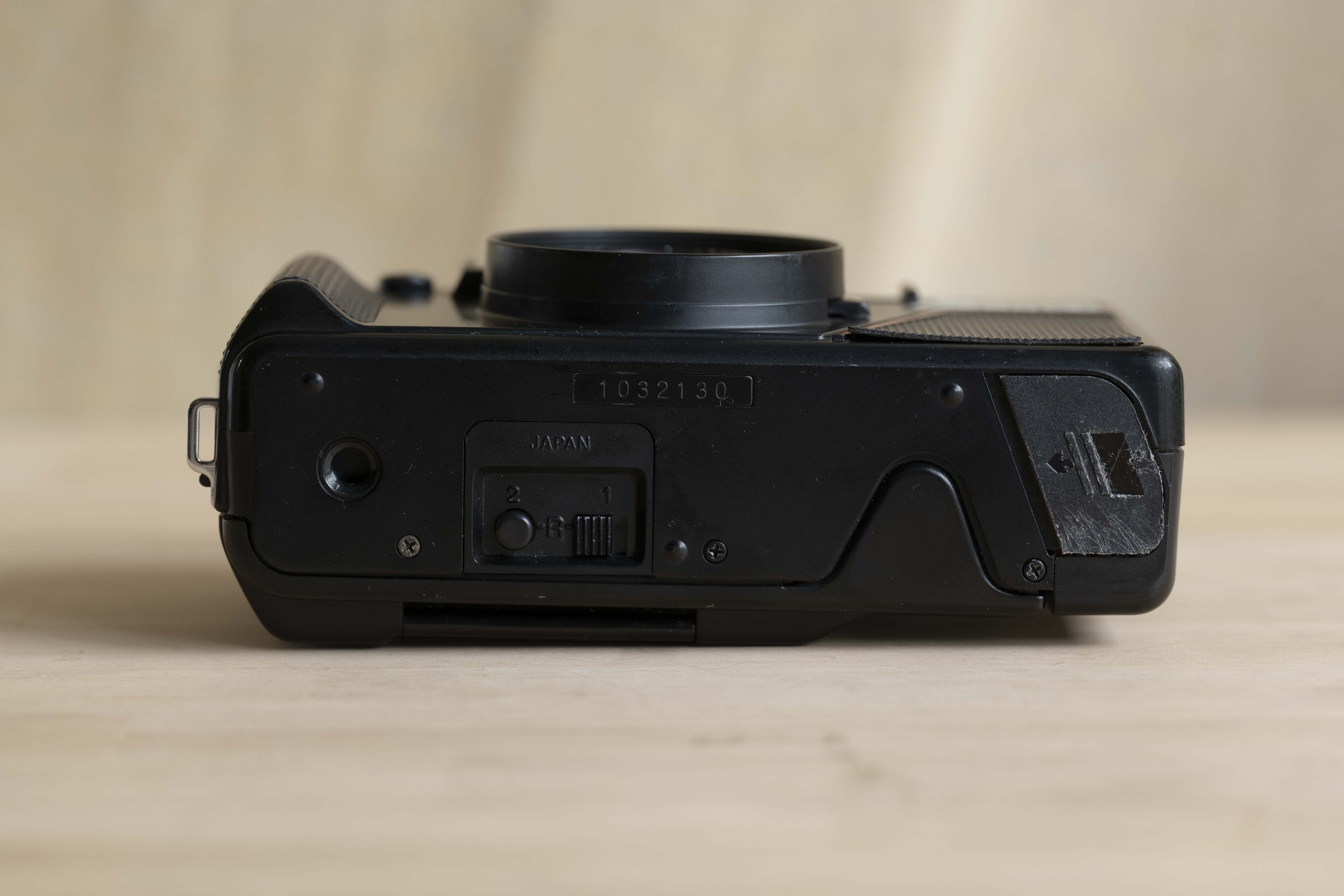 NIKON L35AD【最つよな青】 – ナツソマレフィルムラボ