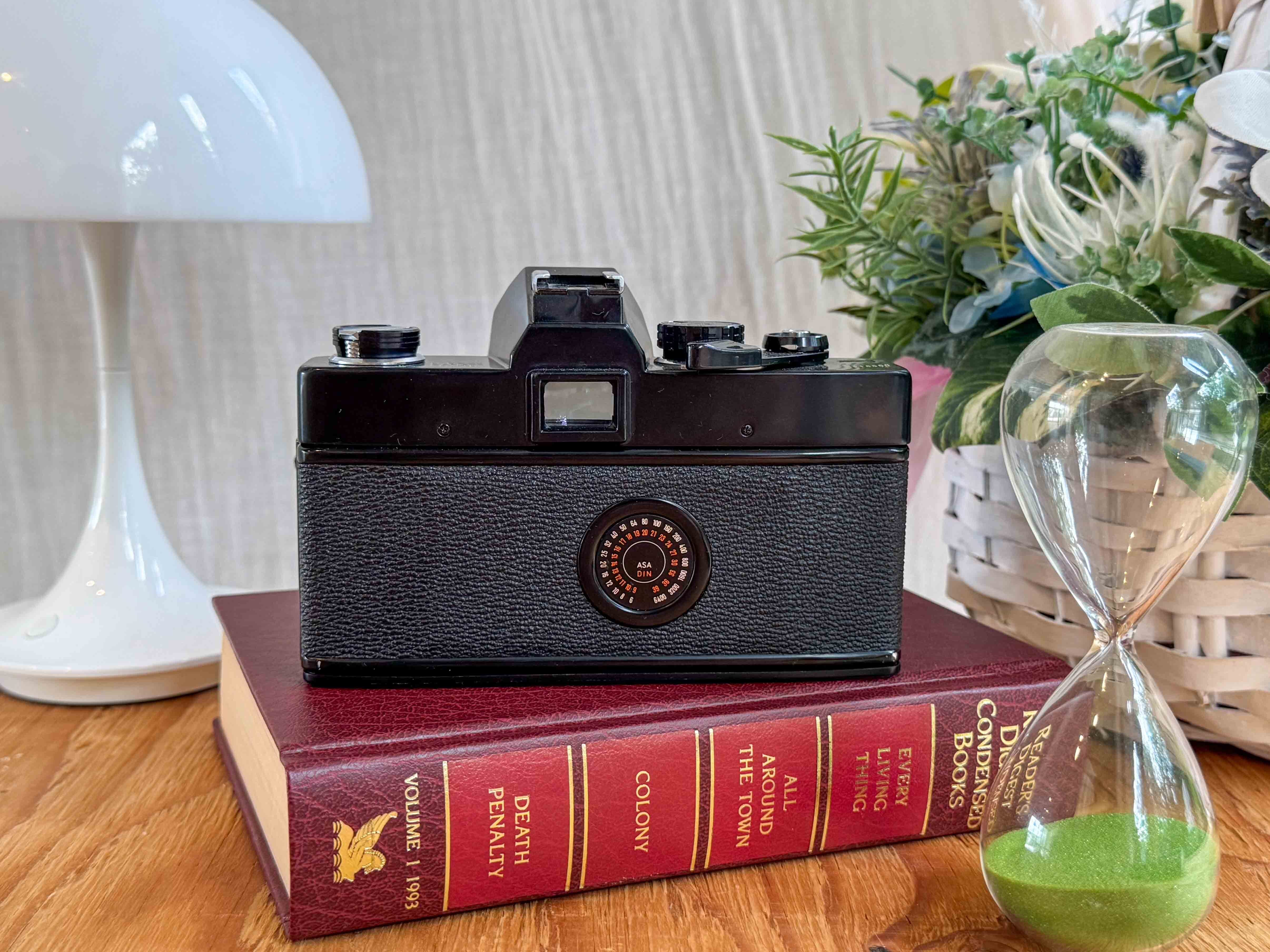 Minolta SRT SUPER ブラック【きのこの王が愛した名機】 – ナツソマレ